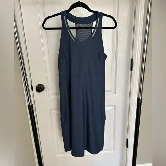 Mondetta Luxury + Performance Women’s Blue Athletic Dress Size Medium - Picture 1 of 11